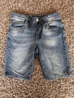 Bequeme Jeans Shorts Benetton Gr. 128 Blau Junge Nürnberg (Mittelfr) - Oststadt Vorschau