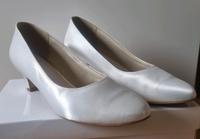Brautschuhe Lisa Ivory Satin - Gr. 40 Sachsen - Dessau Vorschau