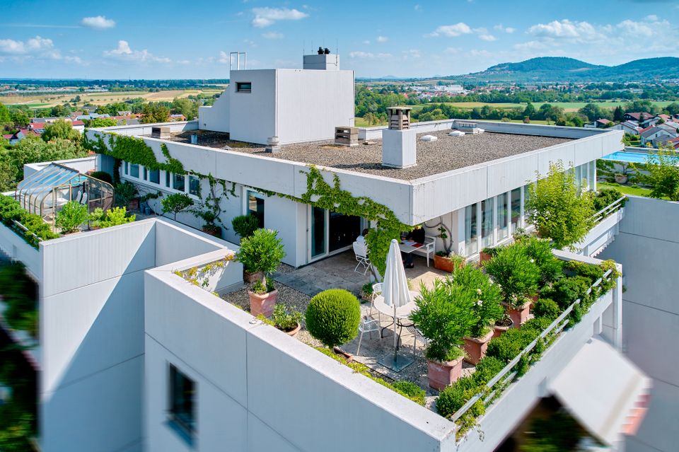 Elegantes Penthouse mit riesiger Terrasse im mediterranen Ambiente in Weilheim an der Teck