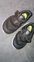 Nike kinder gr.22 schuhe schwarz weiß Brandenburg - Falkensee Vorschau