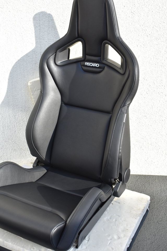 Recaro Sportster CS ABE Einbaukit mit Einbaukonsolen Audi R8 (42) in Lage