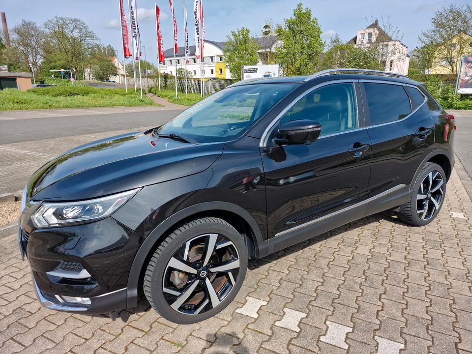 Nissan Qashqai Tekkna in Bottrop