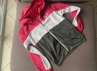 Jacke /Trainingsjacke von Reebok, Gr. 152 Niedersachsen - Stadthagen Vorschau