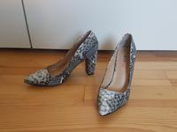 Nagelneue High Heels mit Schlangenlederprägung Bayern - Karlstein Vorschau