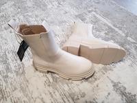 NEU!!! Stiefel Stiefeletten Boots beige creme Gr. 41 Sachsen - Coswig Vorschau