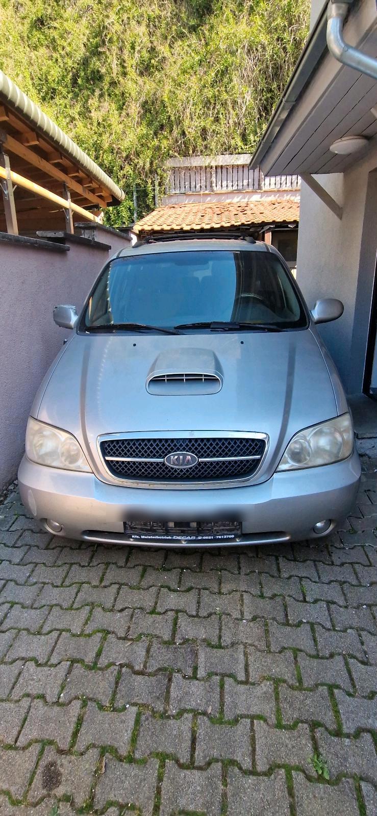 Abbildung des Autos Kia Carnival