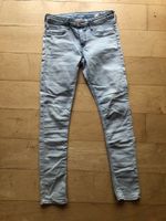 Jeans H&M Gr. 158 Baden-Württemberg - Forst Vorschau