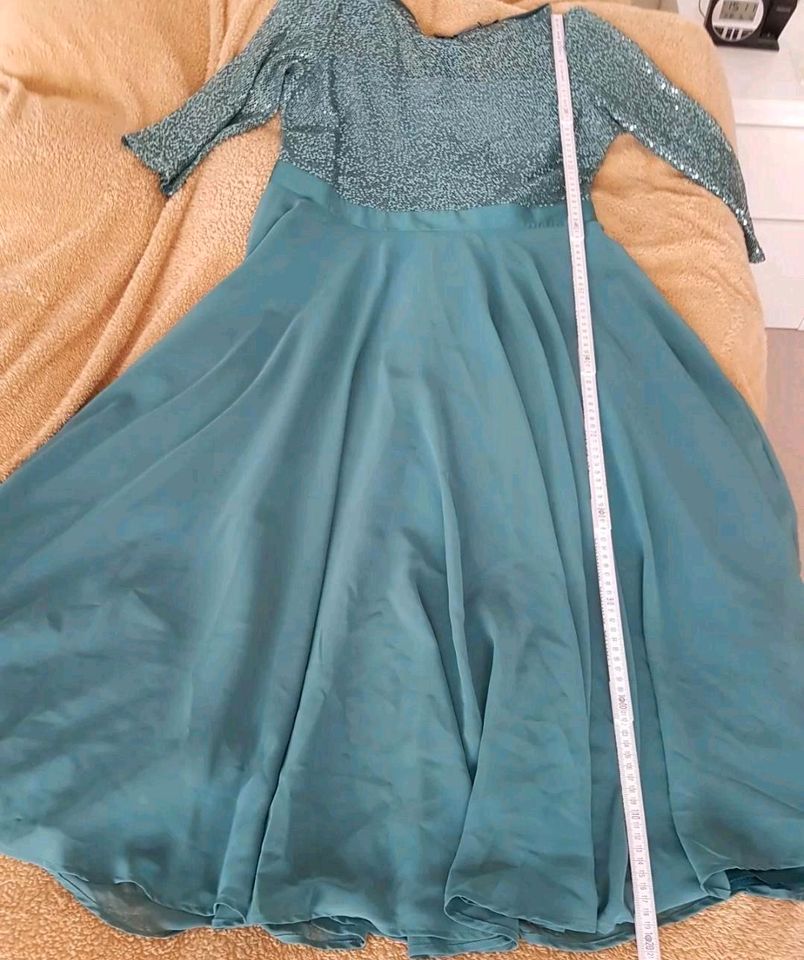Kleid von Swing mit Pailetten in Rodgau