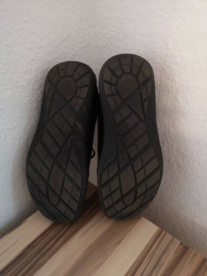 Herren Schuhe Pesaro Gr. 44 in Neunkirchen