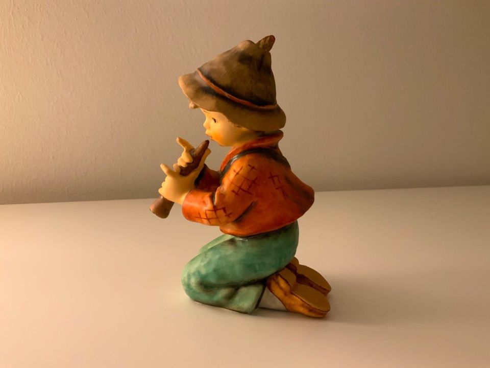 Goebel Hummelfigur 260/K „Schäferbub/Little Tooter“ - Top Zustand in Essen