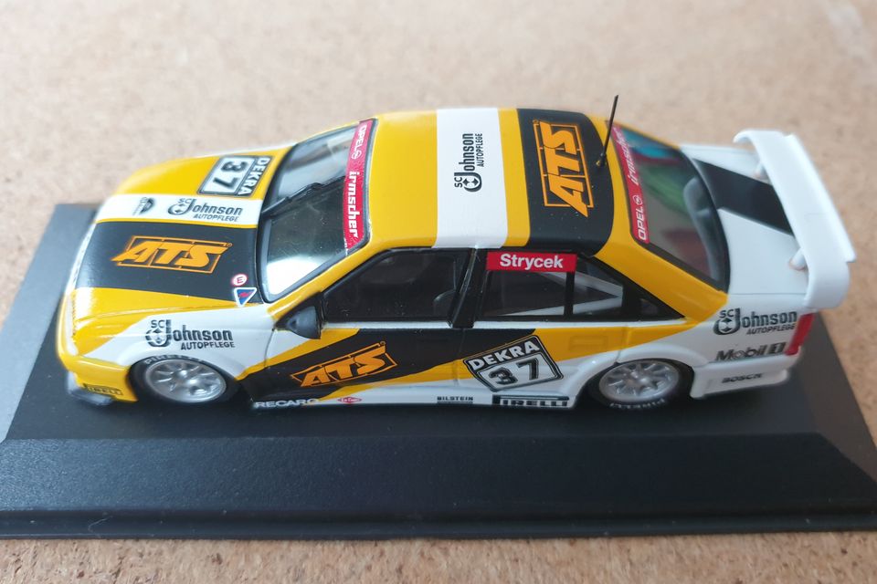 Opel Omega 1:43 DTM 1991 #37 Strycek in Sinsheim