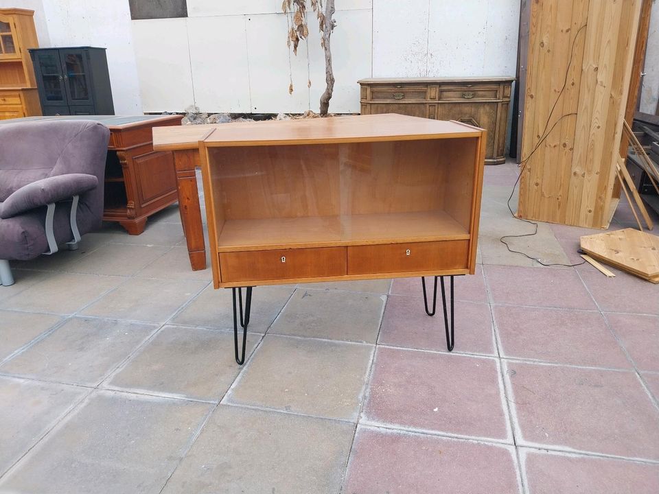 Vintage Kommode / Schrank / Mid Century / INKL.Anlieferung in Berlin