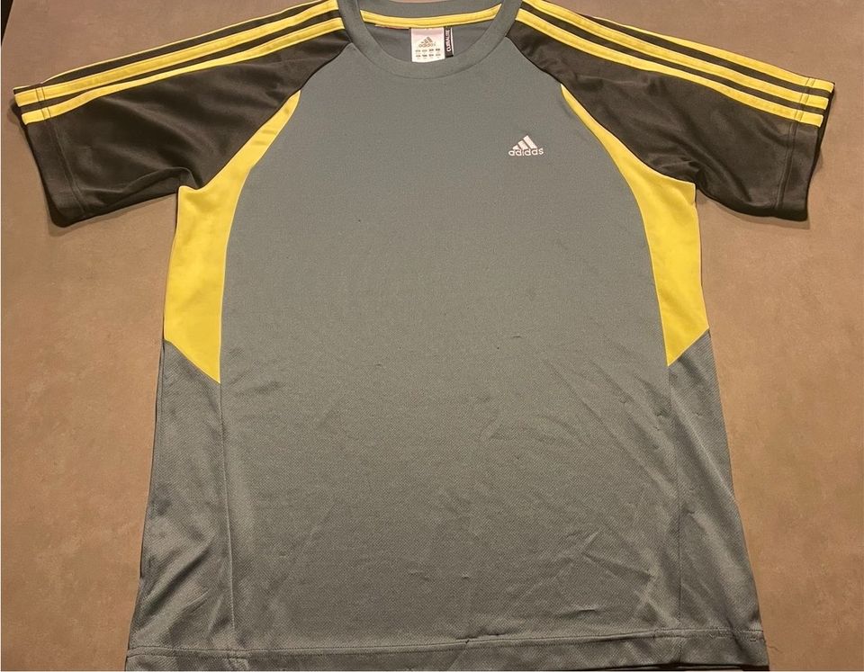 Adidas Sportshirt Trikot grau schwarz gelb Gr. 176 in Henfenfeld