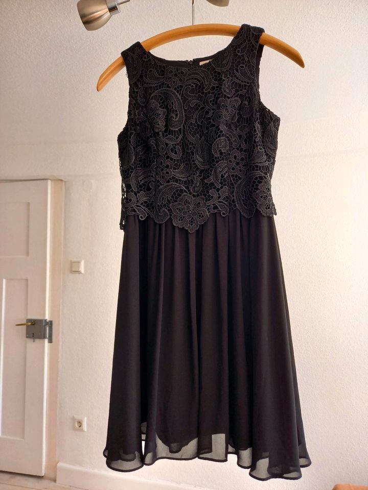 Cocktailkleid schwarz Gr.34 in Linden