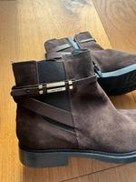 Tommy Hilfiger Damenschuh dunkelbraun 38 Brandenburg - Falkensee Vorschau