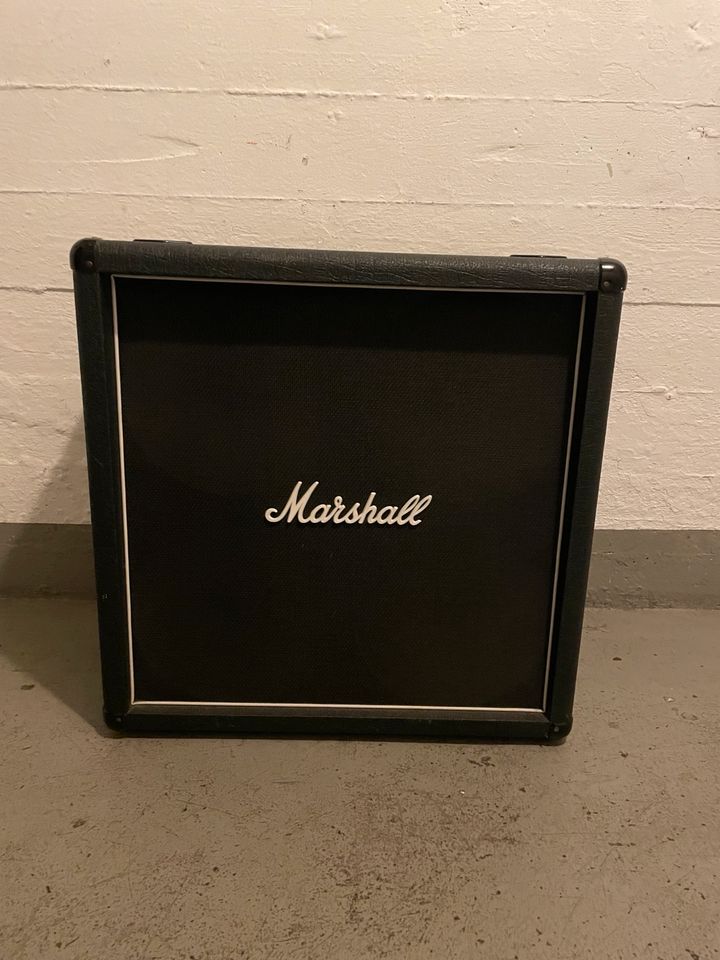 Marshall 8412 Cabinet Gitarrenbox in Hamburg