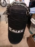 Boxsack von Alex 15 kg und Boxhandschuhe Nordrhein-Westfalen - Langenfeld Vorschau