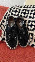 Vans Skaterschuhe Wildleder Sneaker hochwertig Gr. 40,5 Stuttgart - Stuttgart-West Vorschau