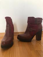 Stiefeletten neu Größe 38/39 rot Kr. München - Sauerlach Vorschau