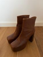 NEU ZIGN Leder Plateaustiefelette in Gr. 42 Farbe Zimt Berlin - Treptow Vorschau