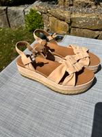 Ugg Sommer Sandale 42 wie neu Niedersachsen - Ostercappeln Vorschau