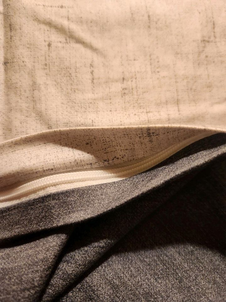 Neuer Kissenbezug 40×75, Elegante, grau in Niederaula