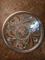 Schwere Kuchenplatte aus Glas mit Blumen. Durchmesser ca. 28,3 cm Nordrhein-Westfalen - Iserlohn Vorschau