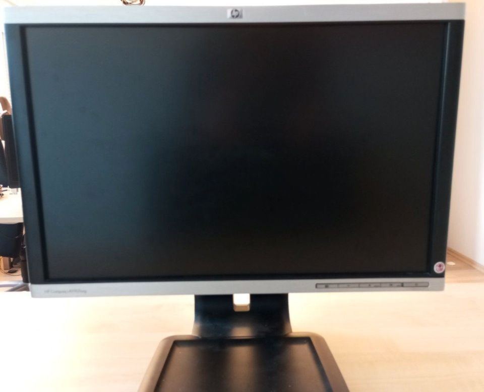 HP Monitor 19" Zoll 1440 x 900 gebraucht in Darmstadt