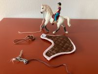 Schleich Reiterin auf Pferd mit Zubehör Münster (Westfalen) - Centrum Vorschau