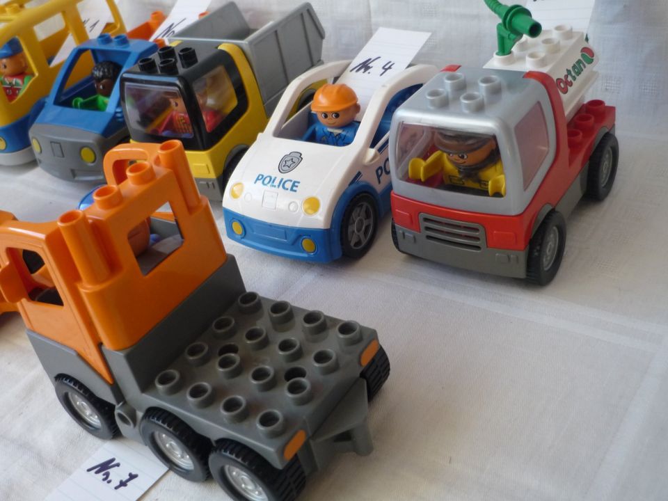 Lego Duplo verschiedene Konvolute Steine / Eisenbahn / Autos in Dresden