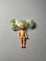 Vintage-Barbie von Mattel aus 1994 Größe 11cm Nordrhein-Westfalen - Bad Oeynhausen Vorschau