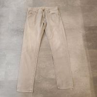 Jeans in grau von Carhartt Gr. 29/32 Nordrhein-Westfalen - Kerpen Vorschau