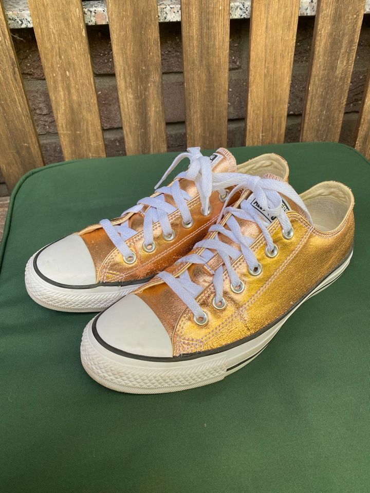 CONVERSE-CHUCKS-ALL STAR- Gr. 39,5 in Willich