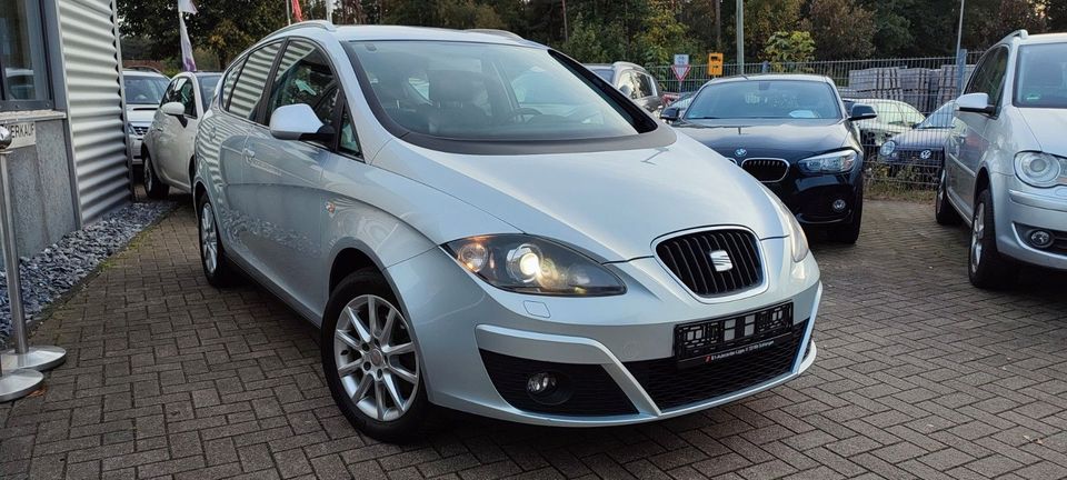 Seat Altea XL 1.6TDI Style/LEDER/DSG/NAVI/XENON in Schlangen