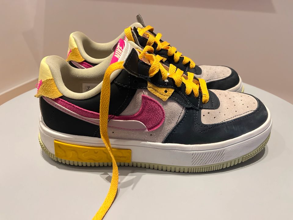 Nike Air Force 1 Fontanka Pink Prime Gr. 39, UK 8 in Schwäbisch Hall