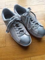 Puma Sneaker neu Größe 39 beige silber Damen Schuhe Bayern - Seubersdorf Vorschau