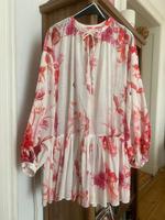 Kleid, Tunika H&M, weit M-XL, Hüfte tief, sehr gut erhalten! Berlin - Charlottenburg Vorschau