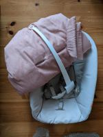 New Born Stokke Tripp Trapp beige und rosa Sachsen - Auerbach (Vogtland) Vorschau