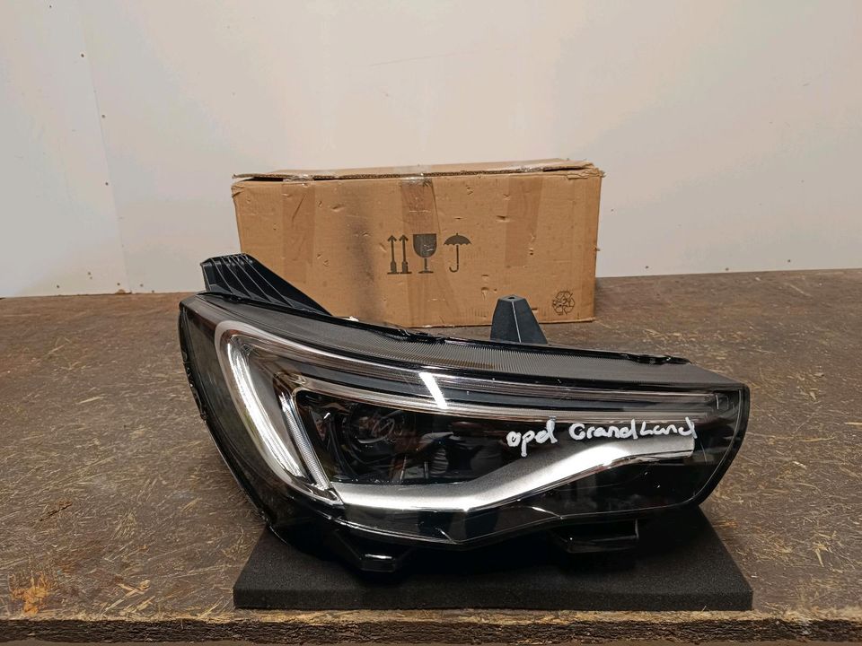 Opel Grandland X LED Scheinwerfer YP00015980 in Herne