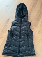 H&M Sport schwarze Ärmellose Weste Jacke 38 M Bayern - Bad Füssing Vorschau