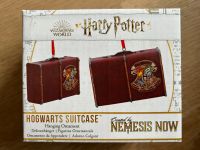 Harry Potter Ornament Koffer Hogwarts Wappen Nemesis Now NEU Nordrhein-Westfalen - Neuss Vorschau