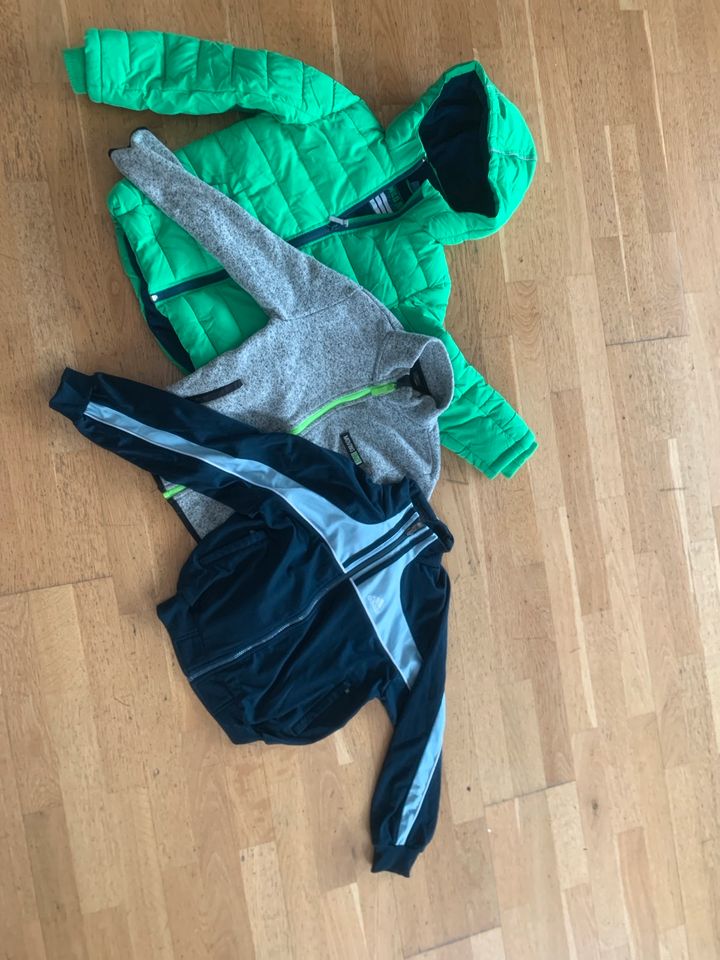 Steppjacke Dopodopo, Strick- H&M, Sportjacke Adidas, Größe 128 in Wittingen