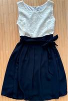 Apricot   Kleid mit floraler Spitze in marineblau Bayern - Olching Vorschau