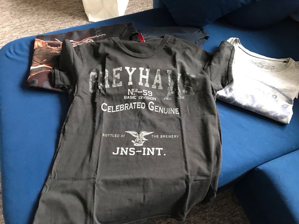 4 T-Shirts Herren Größe M (2 Jack&Jones) Paket 15€ in Nürnberg (Mittelfr)