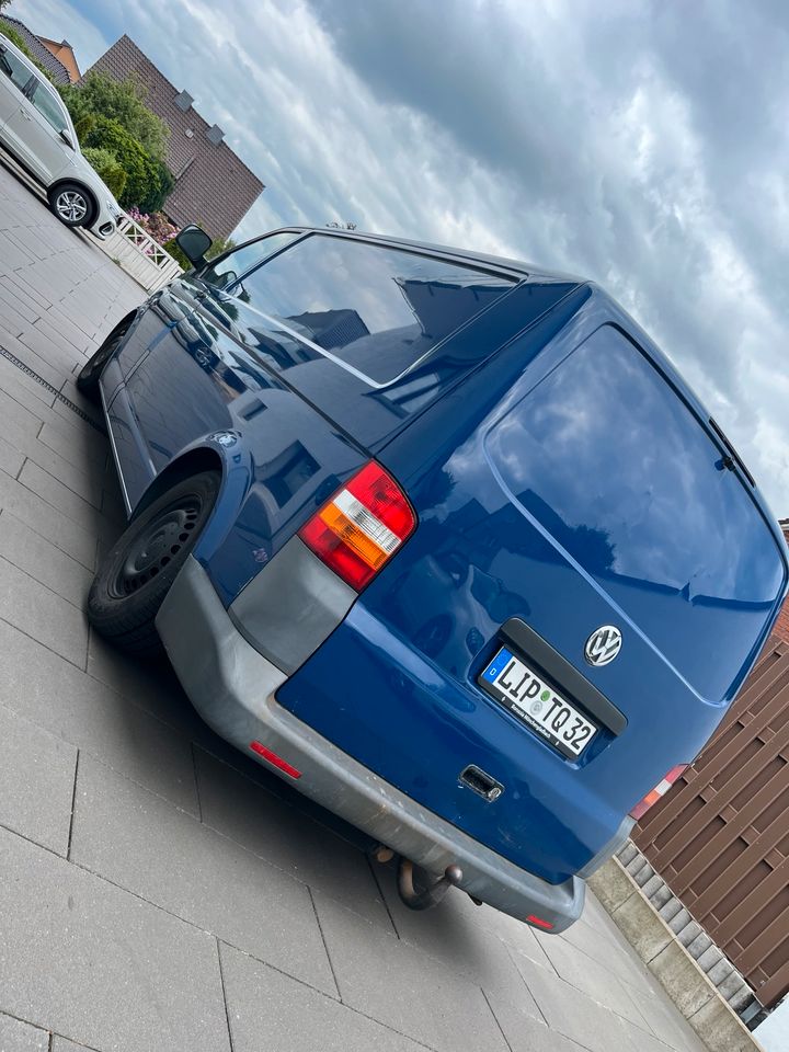 VW T5 Langversion in Detmold