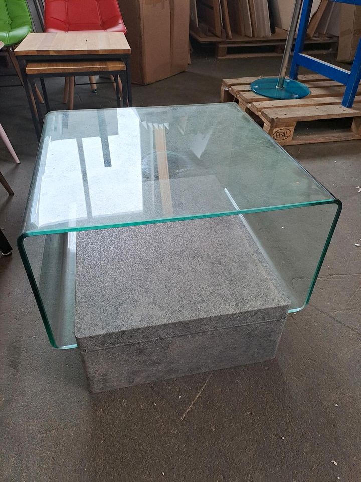 Couchtisch - Stone Optik - Gebogenes Glas in Löhne