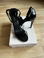 DeeZee schwarze Sandalen High Heels Stilettos Bayern - Röthenbach Vorschau
