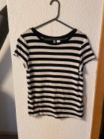 T-Shirt schwarz / weiss gestreift Gr. M H&M Baden-Württemberg - Hilzingen Vorschau