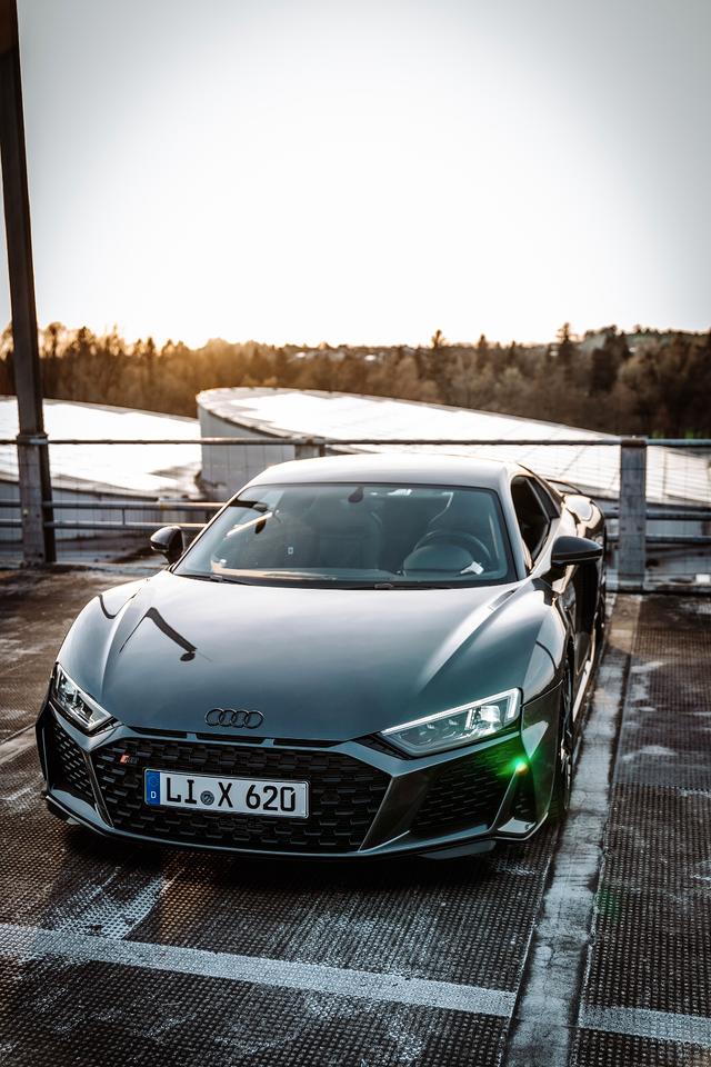Audi R8 V10 mieten - Bodensee / Sportwagen mieten / Hochzeitsauto in Weißensberg