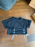 Crop top Shirt bauchfrei Schnürsenkel Bänder schwarz weiß Bayern - Fürth Vorschau